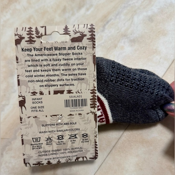 NWT AMERICAWARE infant slipper socks (one size) - Picture 2 of 4